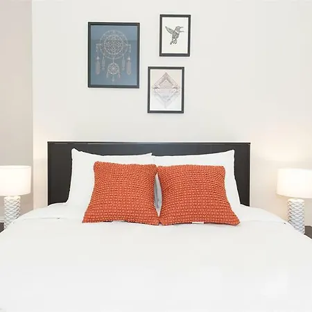 Open Concept 2Br In Wicker Park By Sonder Apartment
